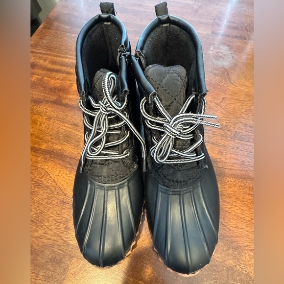 NWT Crown Vintage Hally Duck Boots Size 7 - Picture 2 of 7